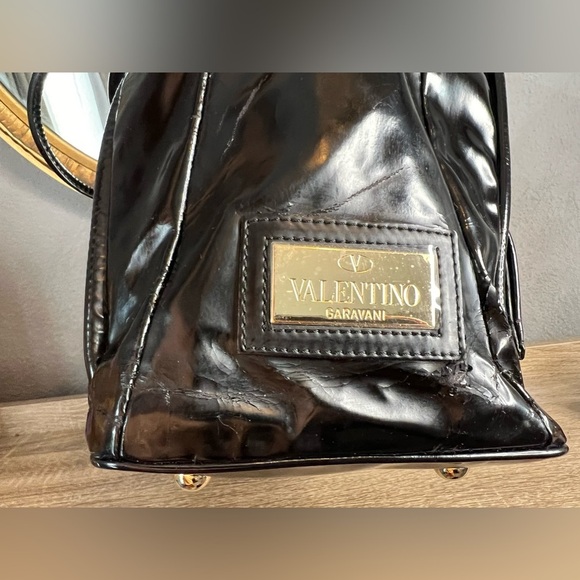 Valentino- Lacca Betty Bow Tote - pre-loved condition - Picture 7 of 15